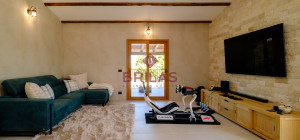 Elegance and Nature in Telti