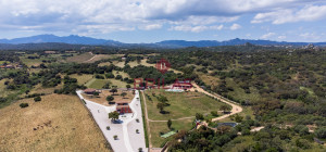Elegance and Nature in Telti