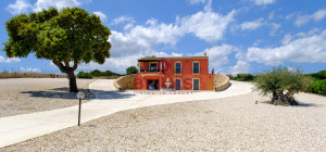 Elegance and Nature in Telti